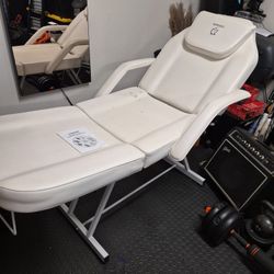 Adjustable Facial And Barber Chair