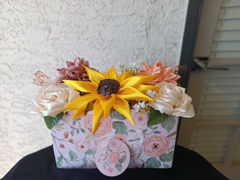 Great Gift Of Lasting Flowers
