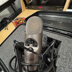 CAD M179 Large Diaphragm Condenser microphone