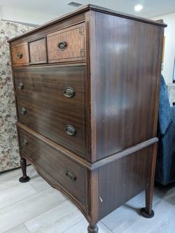 Dresser Highboy Berkey & Gay