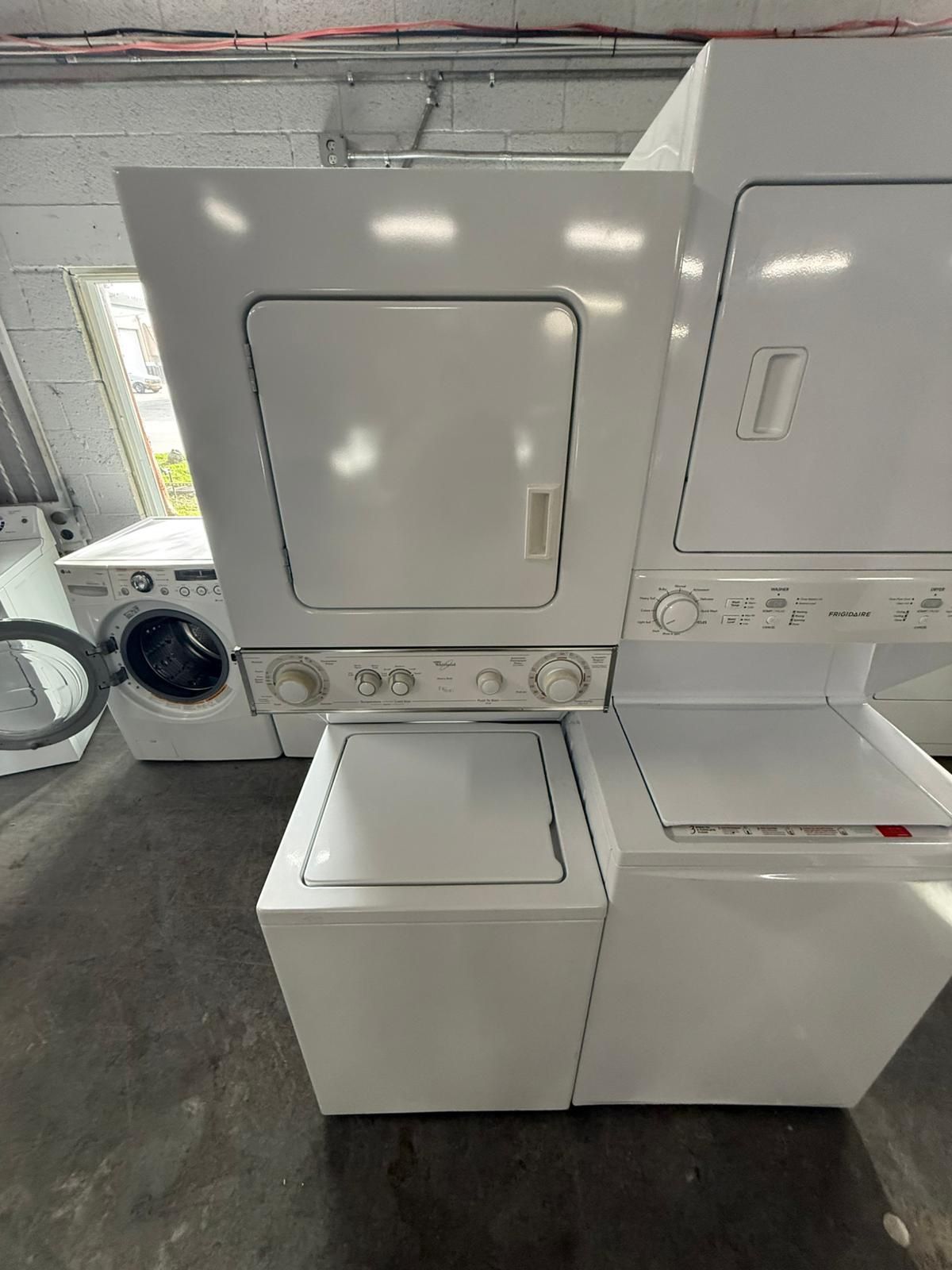 Whirlpool Stackable Washer And Dryer Laundry ( Lavadora Y Secadora)