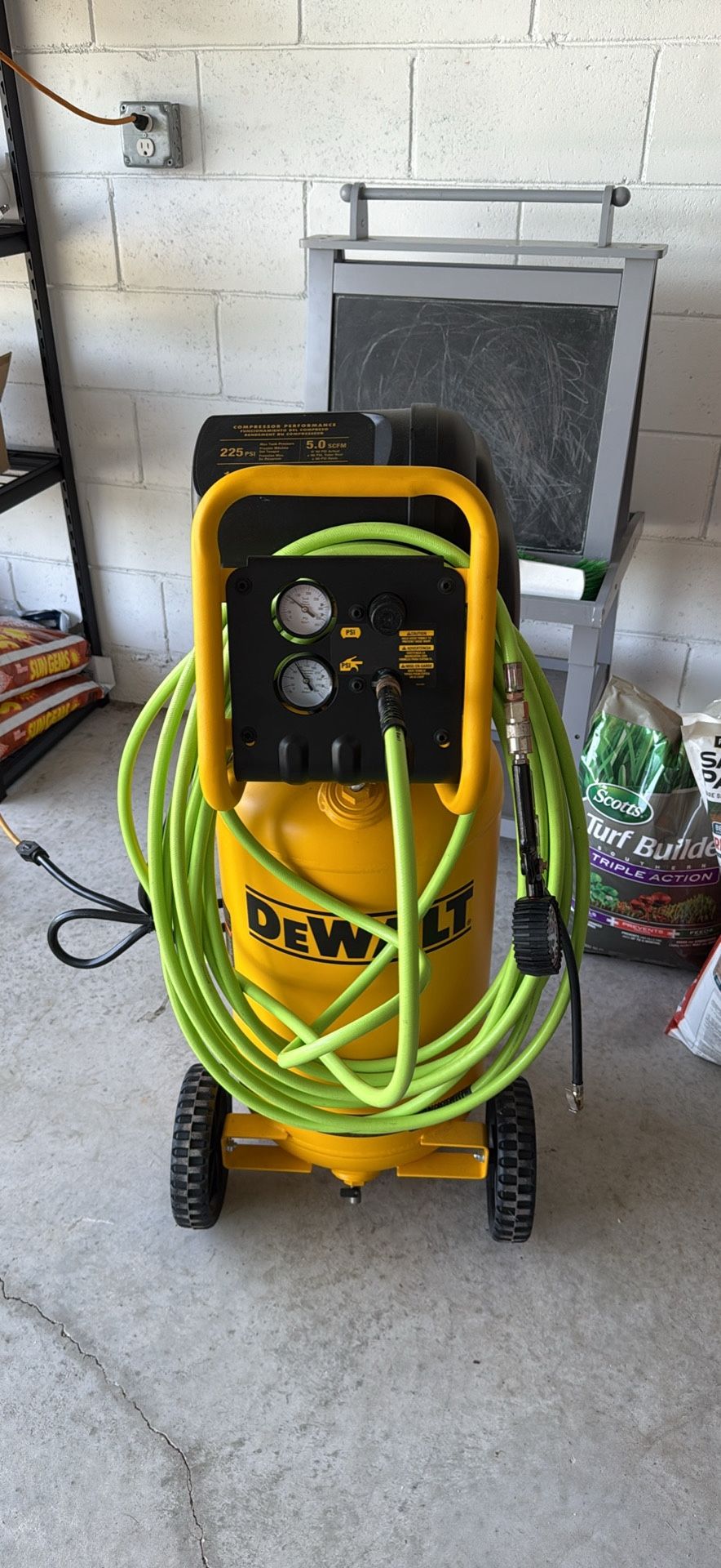 DeWalt Compressor