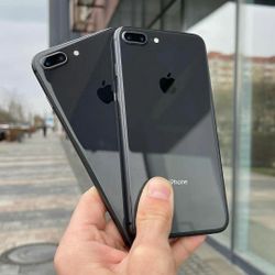 iPhone 8 plus 64GB Unlocked 