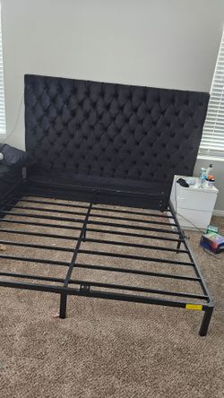 King Bed Frame with Metal Base, tufted headboard and storage bench