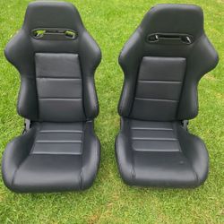 Universal Racing Seats