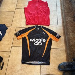 Set of Two Cycling Jerseys Size L