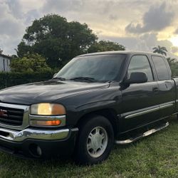 GMC Sierra 1500 Silverado 