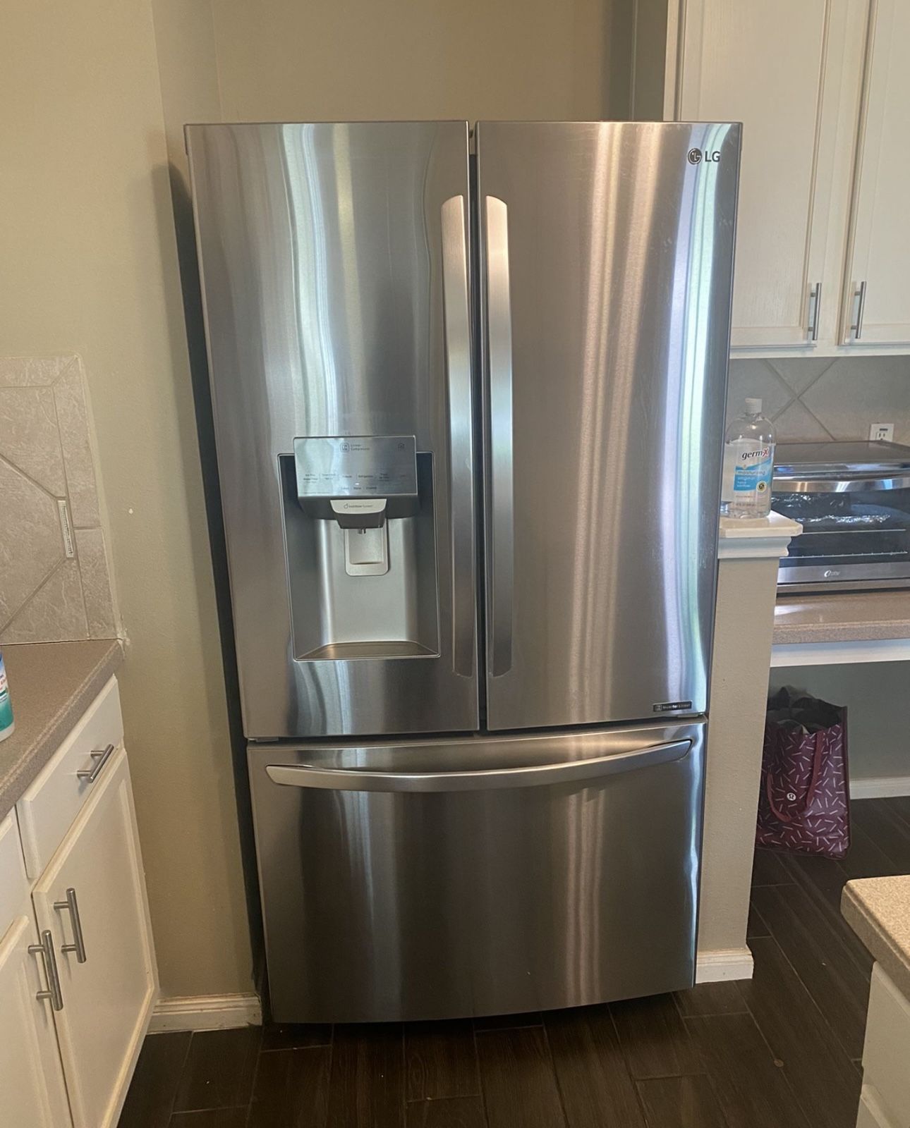 Refrigerator LG Brand