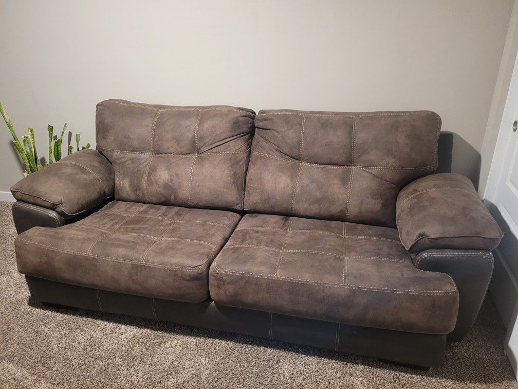 USA-made Leather Couch, Microfiber Cushions 