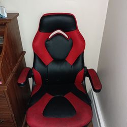 Red And Black Gaming Chair/Desk Chair