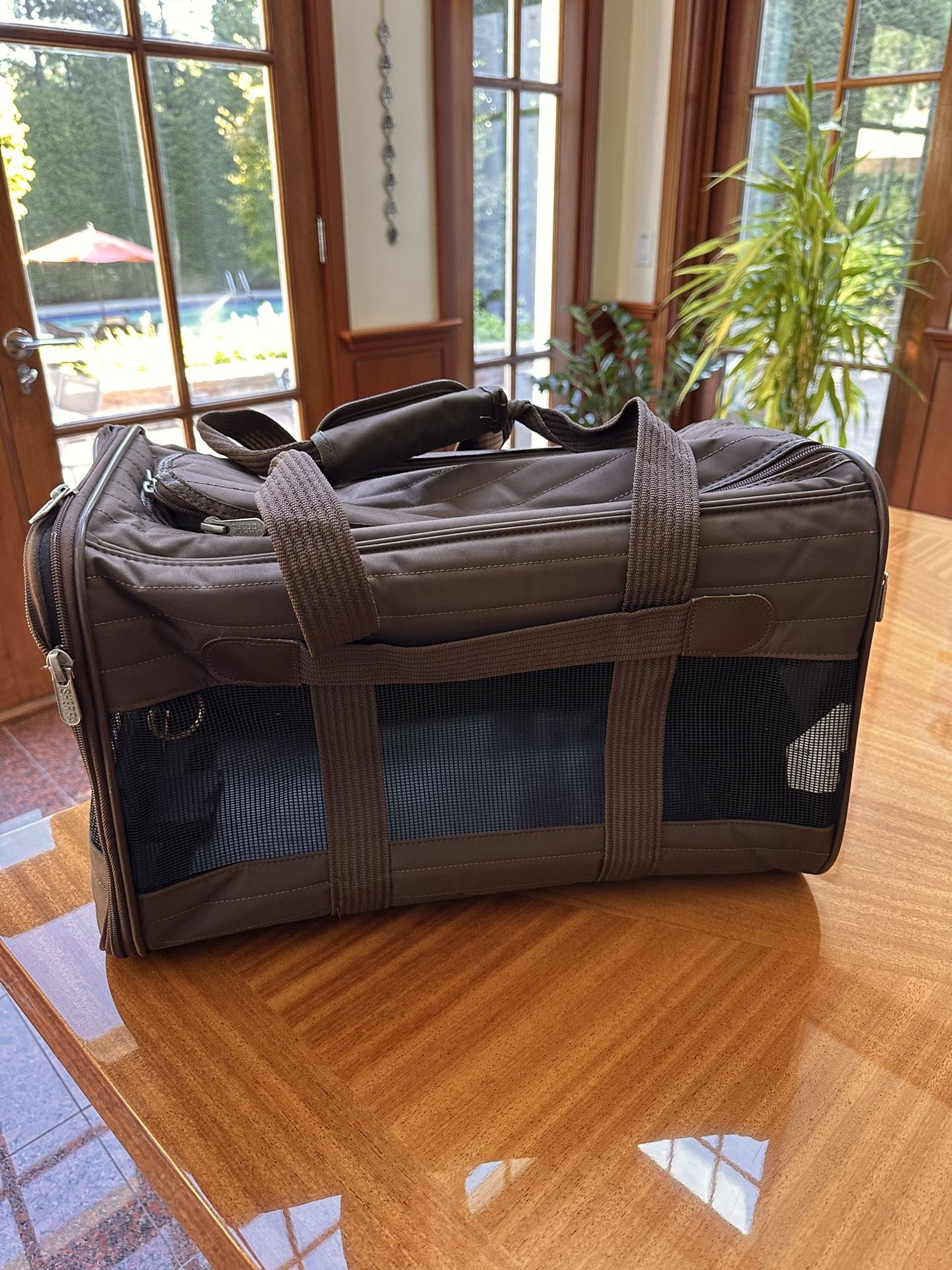 Sherpa Original Deluxe Airline-Approved Dog & Cat Carrier Bag