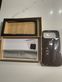 NIB Genuine leather Case for IPhone 17 Pro max