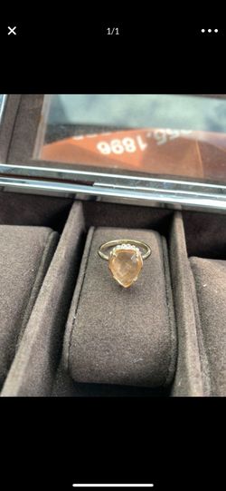 Kendra Scott ring