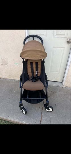 Compact Baby Stroller with Canopy yoyó
