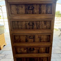 Nice Oak Stained Wood Dresser 