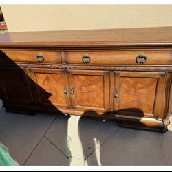 Vintage Dining Furniture Dresser Set