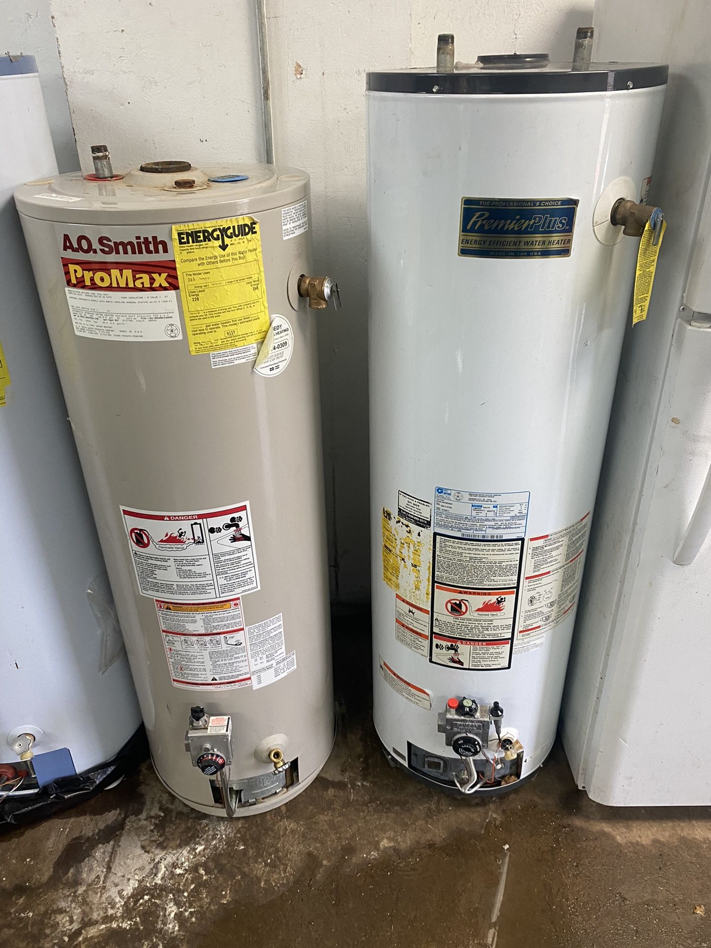 Hot Water Tank With Install