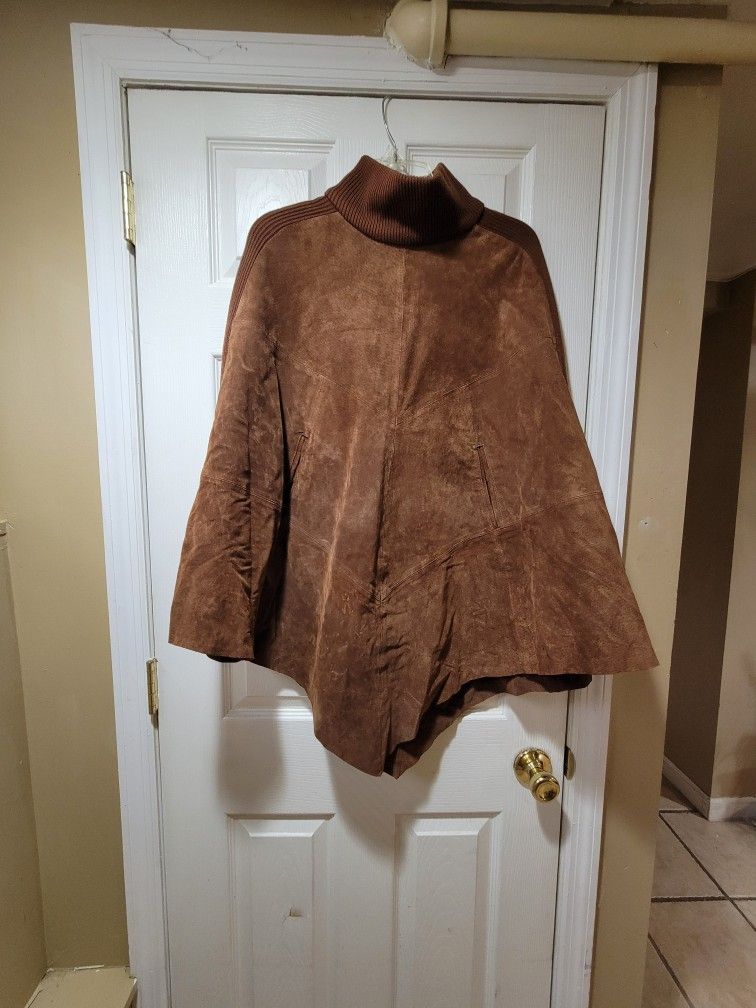 100% Suede Winter Poncho Turtleneck