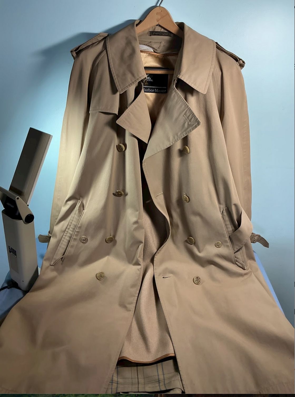 Vintage 80’s Trench Coat Harbor Master (Sz 40, L)