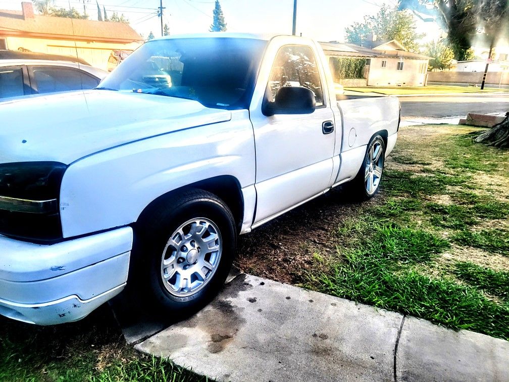 06 Cs Clean Title Ac Heat Tagged Ready To Go