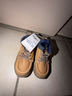 Kids Toddler Boots Size 4