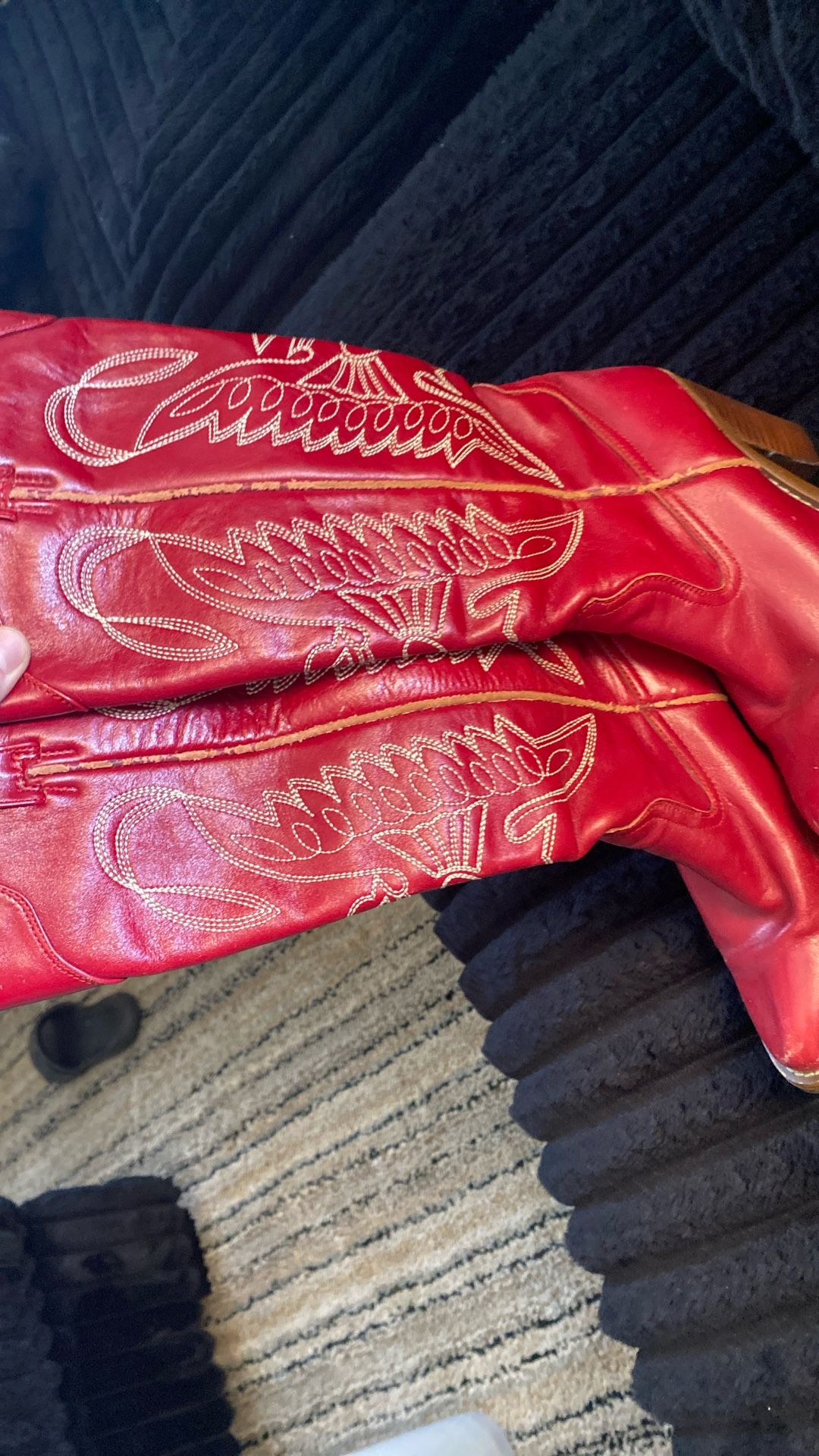 size 7 red leather boots