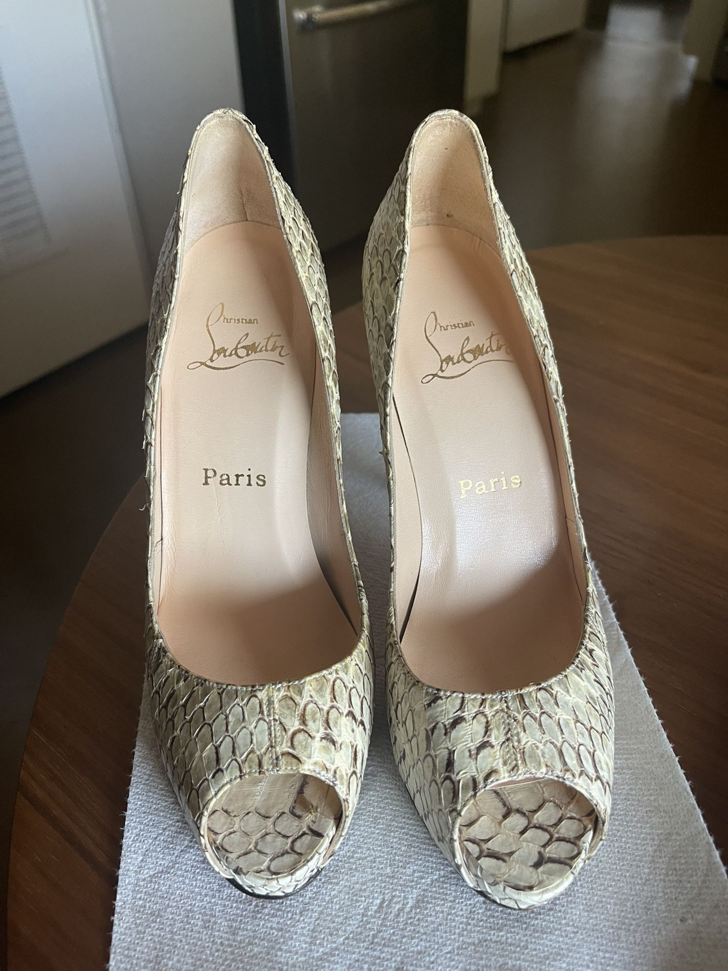 Christian Louboutin Red Bottoms (sz 37)
