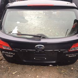 2010 - 2013 Subaru Outback rear hatch door
