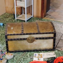 Pirates Trunk
