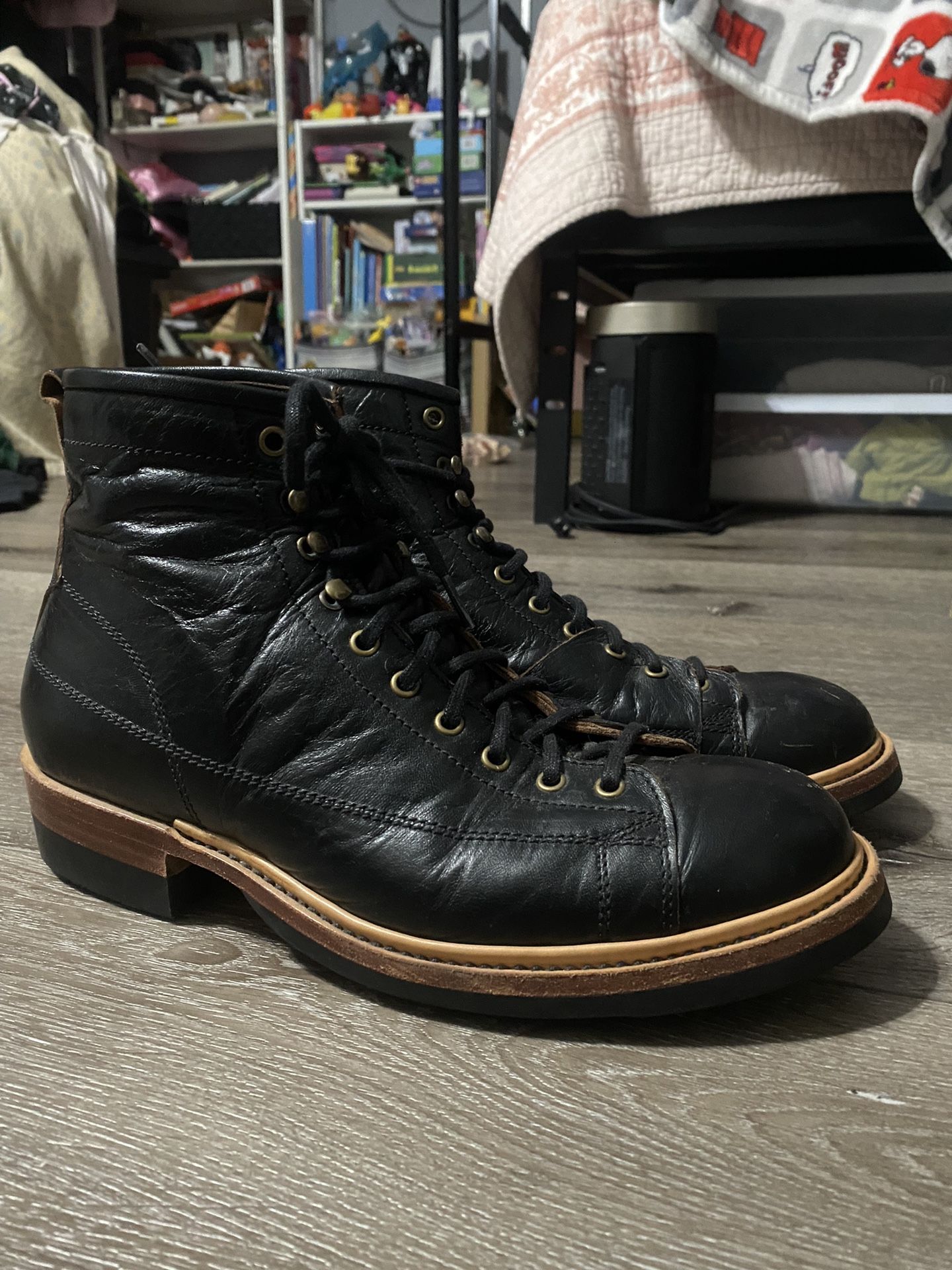 Jakkrabbits Bootmaker Monkey Boots Size 9