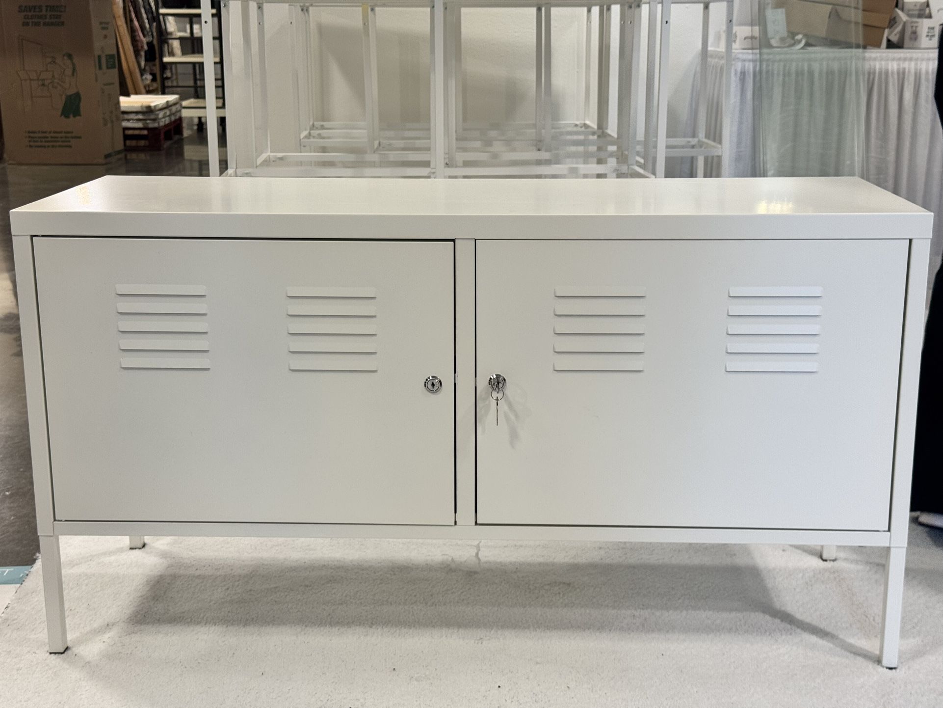 Brand New modern white tv media buffet sideboard w/key to lock