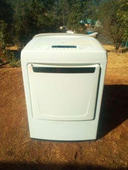 LG Electric Dryer