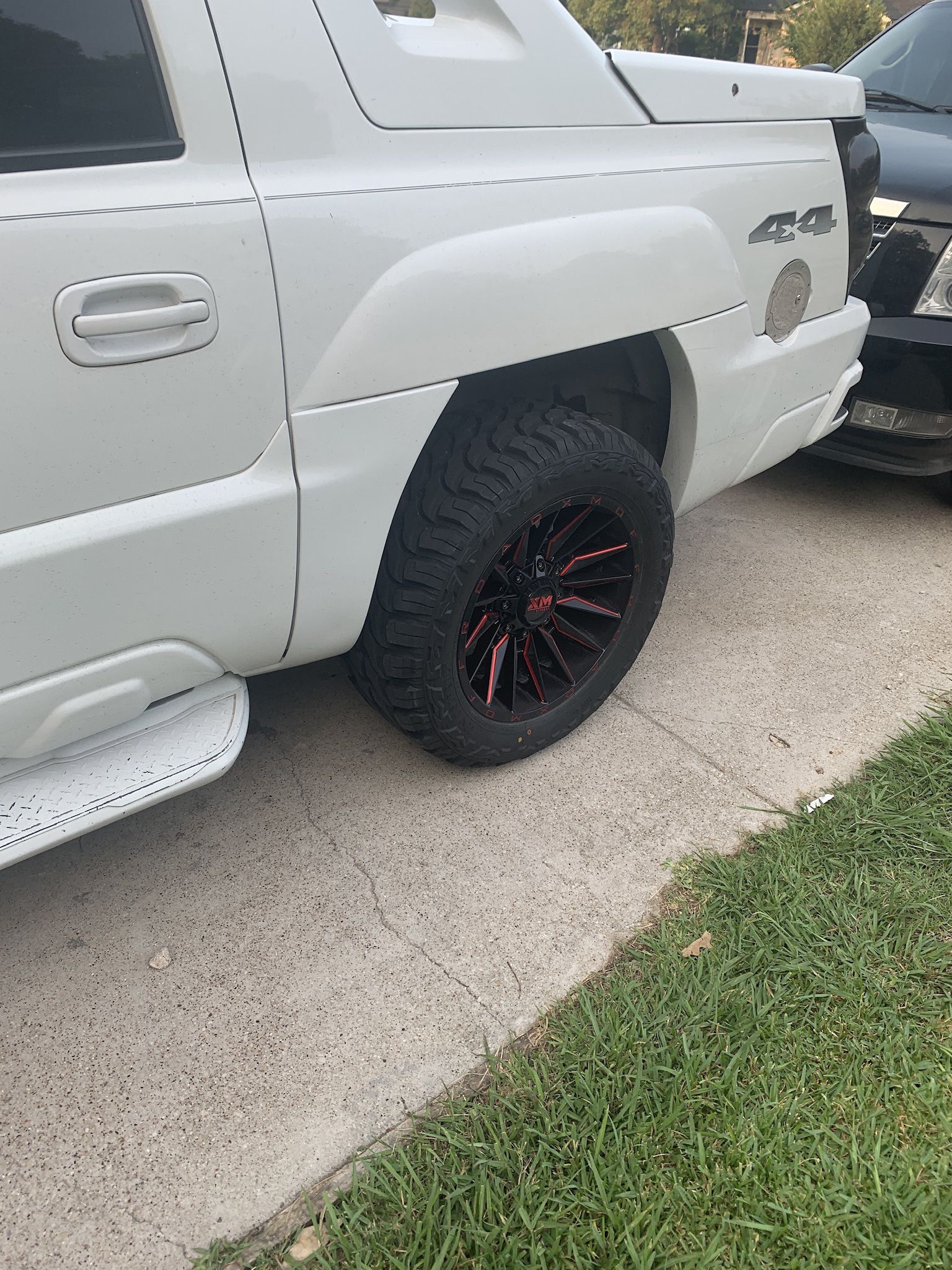20 In Rims With Tires 33 