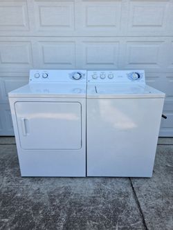 GE Heavy Duty Washer and Dryer Set (Electric)