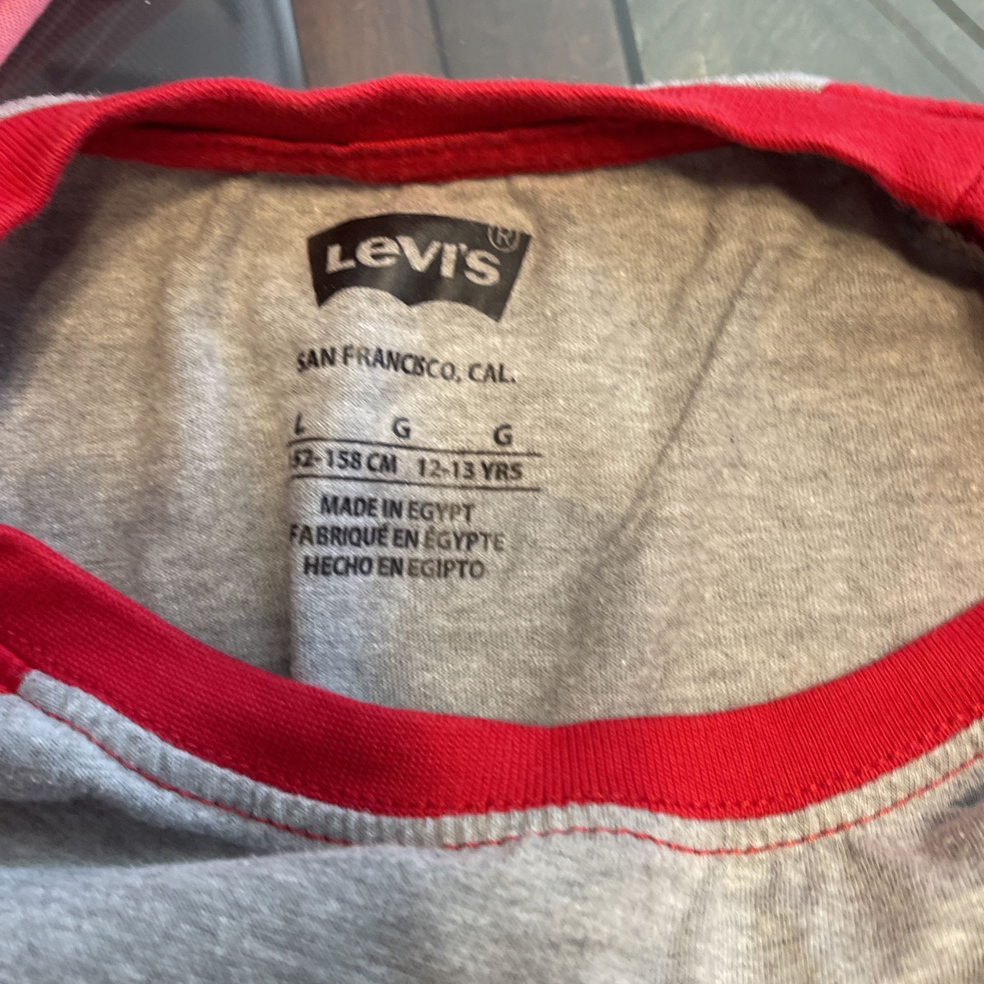 Levi Long Sleeve Shirt 