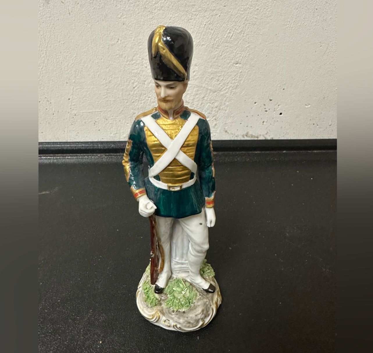 LUIGI FABRIS Porcelain Soldier Figurine Signed