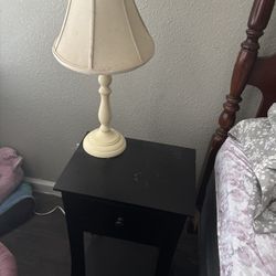 Side table And Lamp 