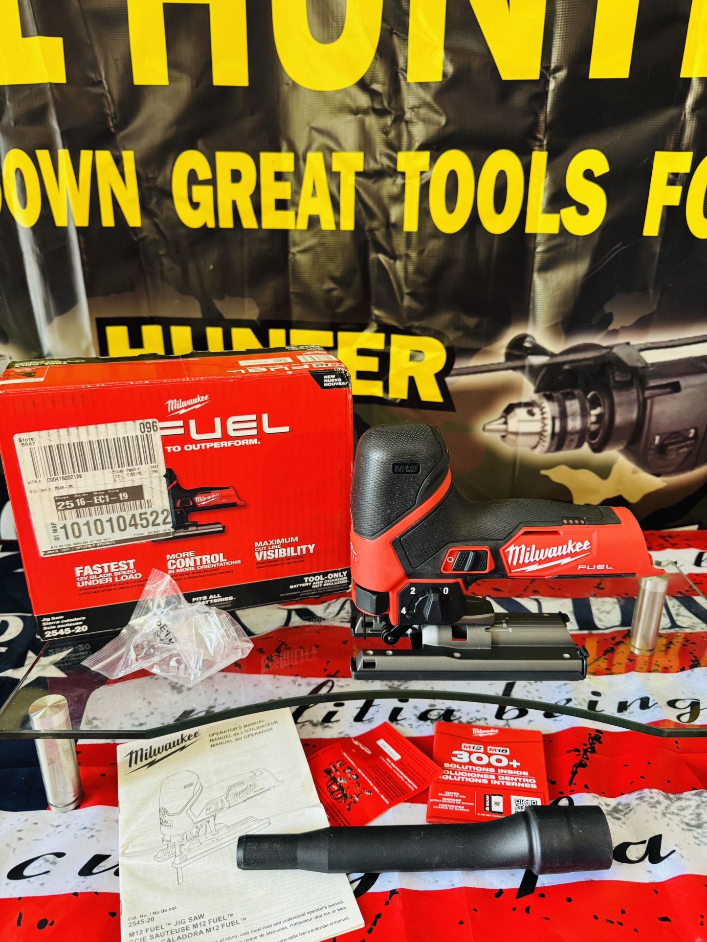 LIKE NEW !! OPEN BOX NEVER USED !! MILWAUKEE M12 FUEL JIG SAW . COMPLETE EITH ACCESSORIES … (TOOL ONLY)