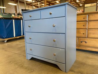 MACO WOOD PRODUCTS Petite Sky Blue 5 Drawer Dresser with Silver Pulls