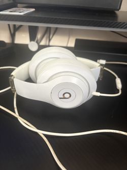 BEATS BY DRE OVO EDITION