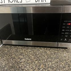 Galanz Air Fry Countertop Microwave, 900 Watts, Stainless Steel, New