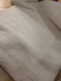 SAFAVIEH Ivory Plush Rug