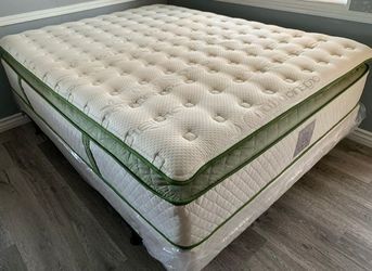 King Organic Elite Superior Hybrid Cool Gel Memory Foam Pillow Top 14inch Mattress!