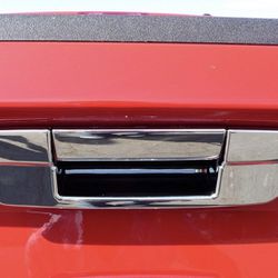 2009 Dodge Ram 1500 2/4 Door TFP 167KE Tailgate Handle Cover Insert  Chrome 