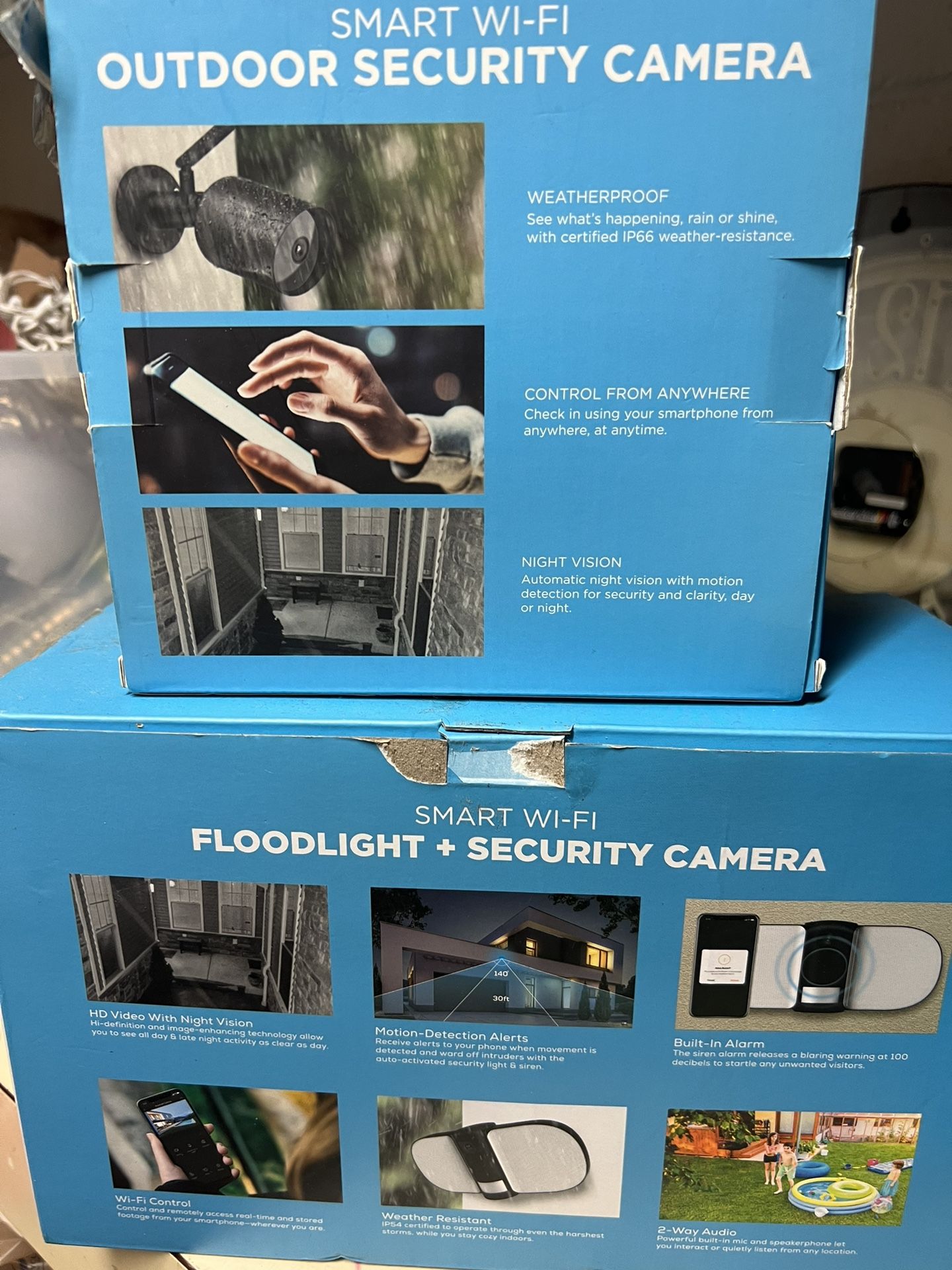merkury floodlight security camera