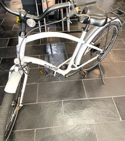 Electra “Townie” 9-spd Cruiser Bicycle w/ Back Rack!