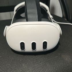 Meta Quest 3 VR Headset