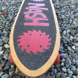 Tut-Top 80s Skateboard 