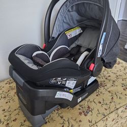 Graco Snugfit Snuglock Car Seat