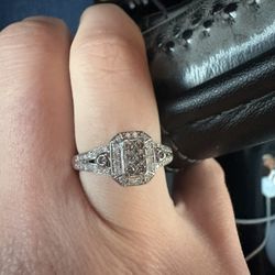 10 karat White Gold Ring 